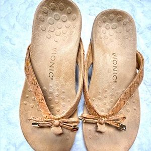 Vionic Cork Sandal, Ortho step, size 6